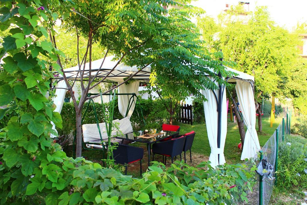 אומיס Apartments Petrada מראה חיצוני תמונה