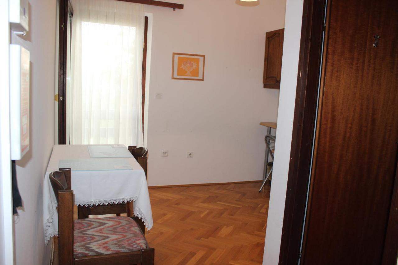 אומיס Apartments Petrada חדר תמונה